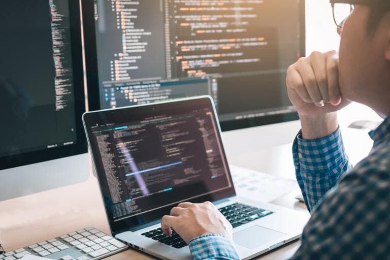 Tips for Beginners: How to Effectively Learn Programming Online and Find a Job in Europe