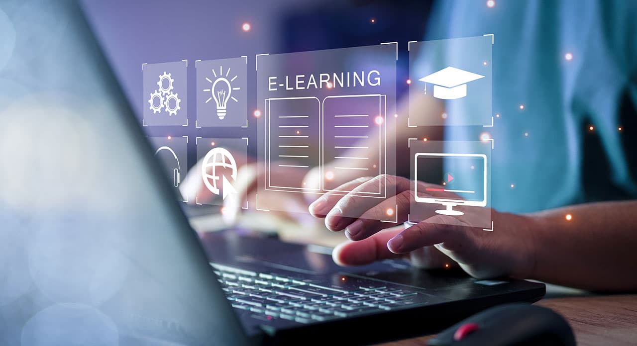 Online Education vs. Traditional: Pros and Cons for IT Specialists in Europe